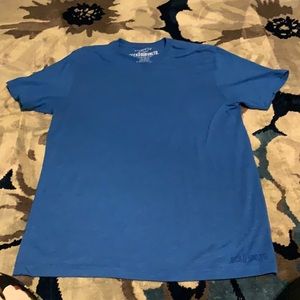 Men’s size large Ecko shirt